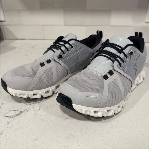 On Running Shoes - On Cloud Grey and Black Shoes size 7.5